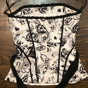 NWT💕 White House BM bustier w/straps